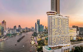 โรงแรม Millennium Hilton Bangkok